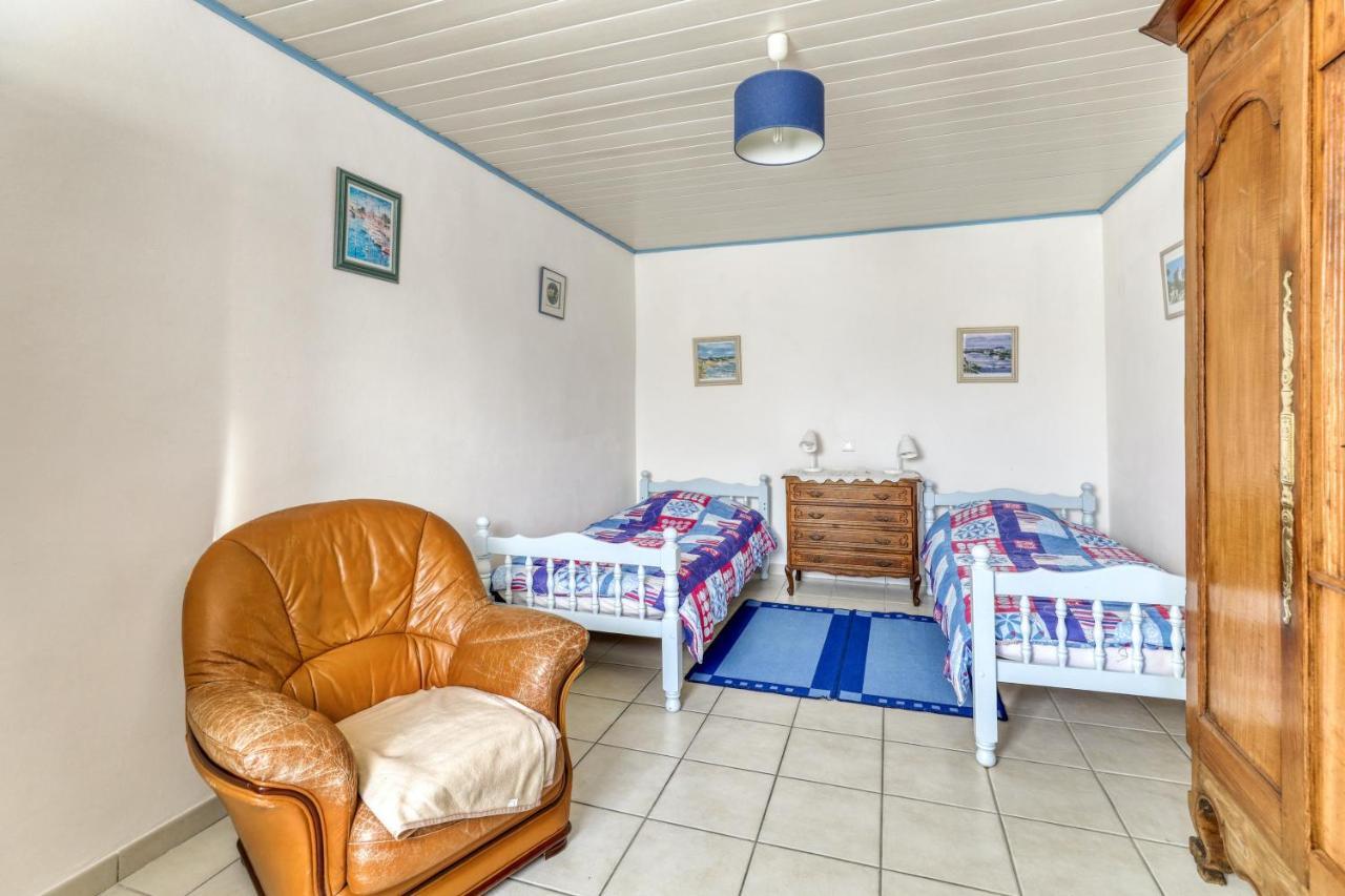 Maison de 2 chambres a L'Epine a 700 m de la plage avec jardin clos et wifi Extérieur photo