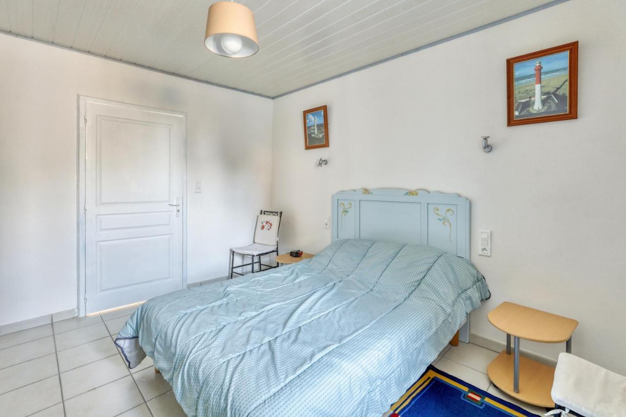 Maison de 2 chambres a L'Epine a 700 m de la plage avec jardin clos et wifi Extérieur photo
